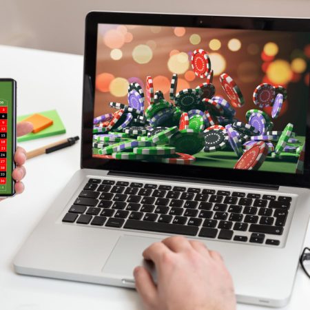 Mobile vs. Desktop Gambling, Pros and Cons in 2025