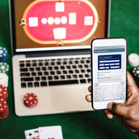 Looking for Online Casinos That Offer Poker? Here’s What to Know
